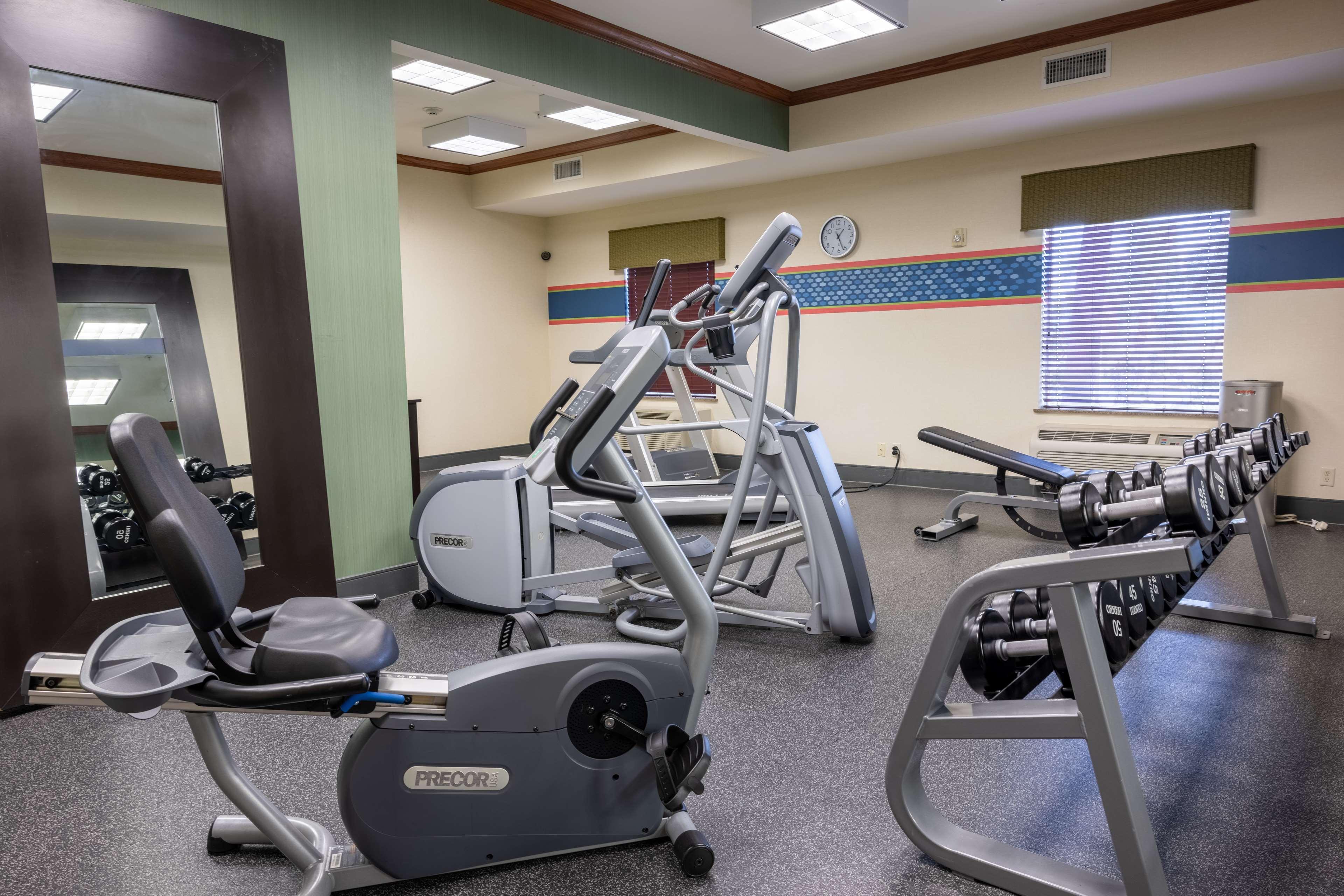 Hampton Inn Элис Экстерьер фото